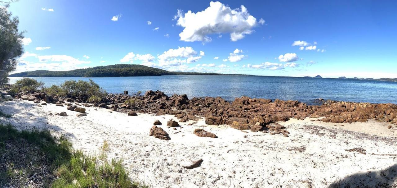 Tranquil Escape - Koala Hotspot - 2 Bed 2 Bath Apt Spectacular Sea Views Soldiers Point Exteriér fotografie
